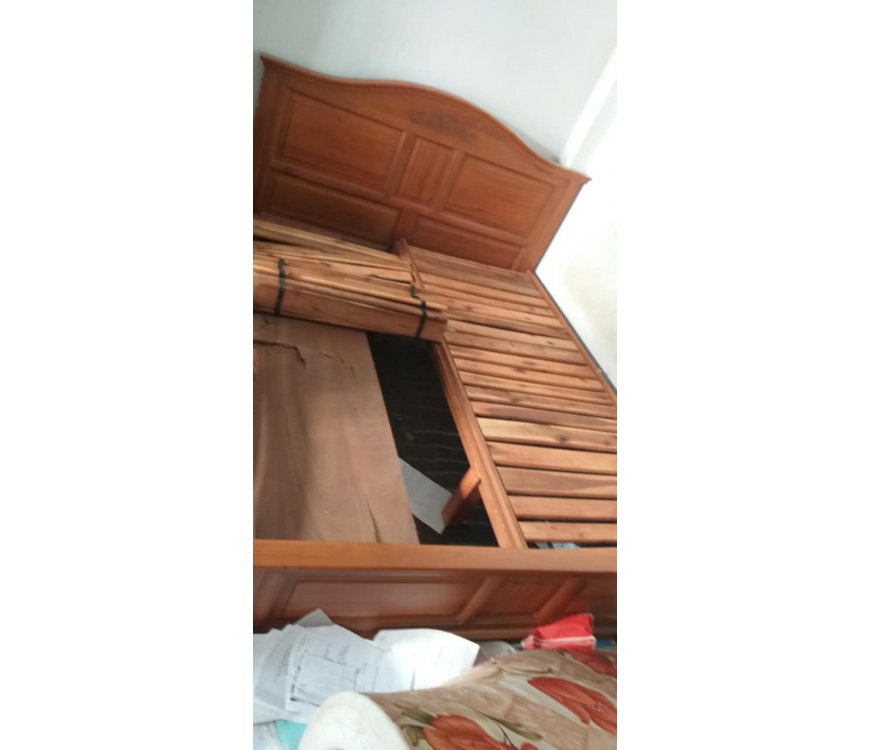 Giường hộp bằng gỗ